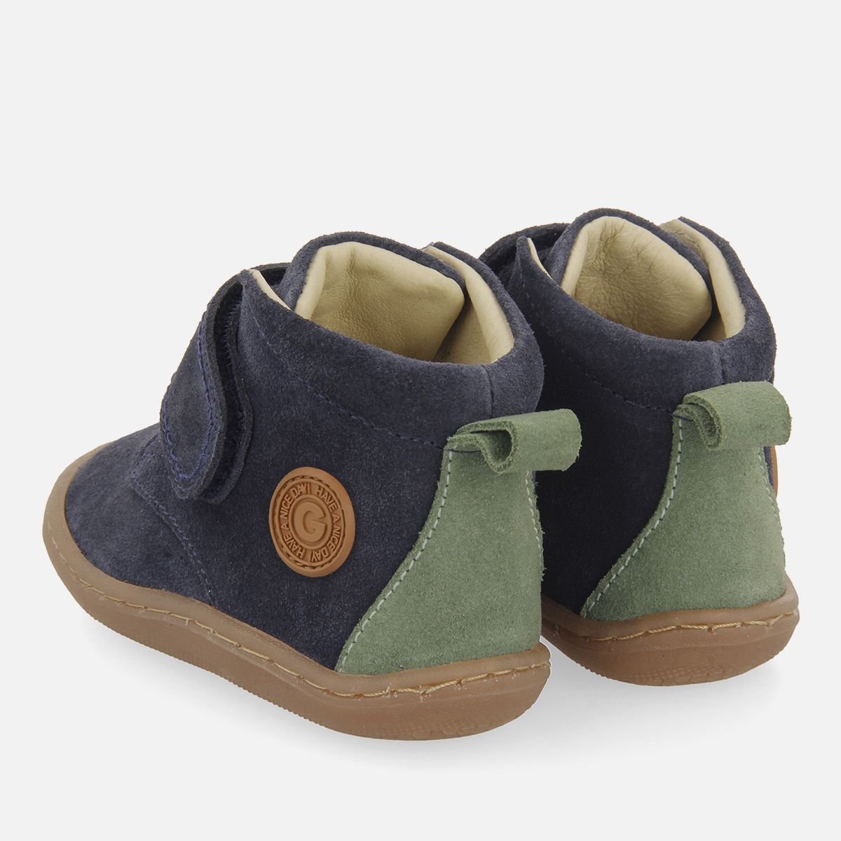 Botas de Cuero para Niños Gioseppo Wirt Marino - Calzado Respetuoso y de Alta Calidad
